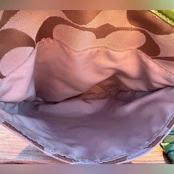 EUC Coach Crossbody - Picture 8 of 12